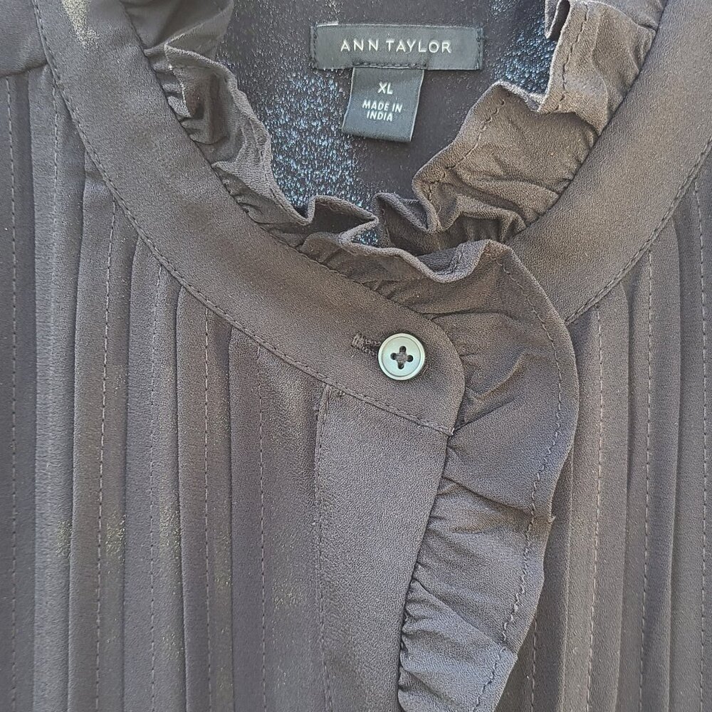 Ann Taylor Black Pintucked Sleeveless Blouse, XL